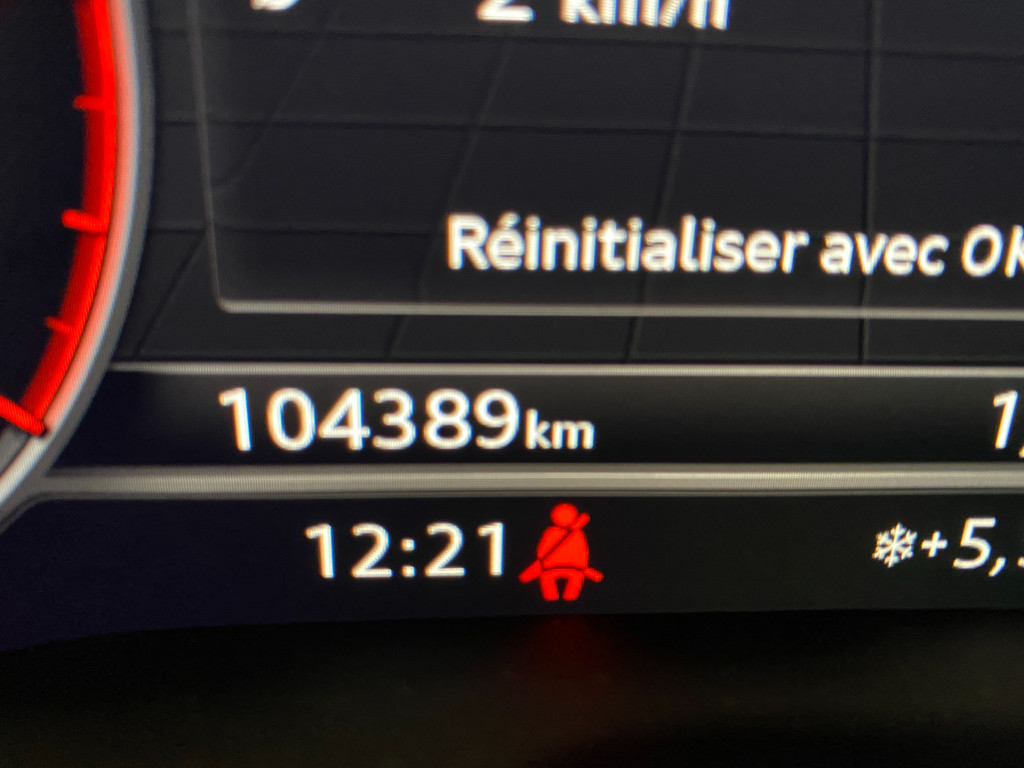 AUDI A4 AVANT 2.0 TDI S-LINE TECHO VIRTUAL COCKPIT 150CV de segunda mano