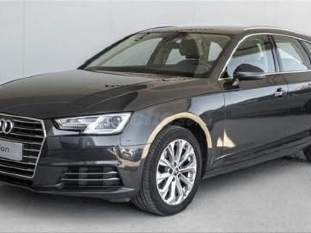 AUDI A4 AVANT 2.0 TDI S TRONIC DESIGN TECHO 150 de segunda mano