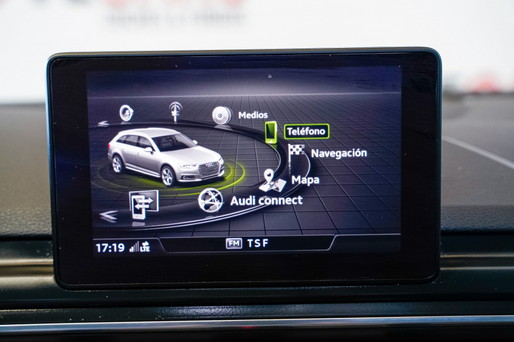 AUDI A4 AVANT 2.0 TDI S TRONIC S LINE 150 de segunda mano