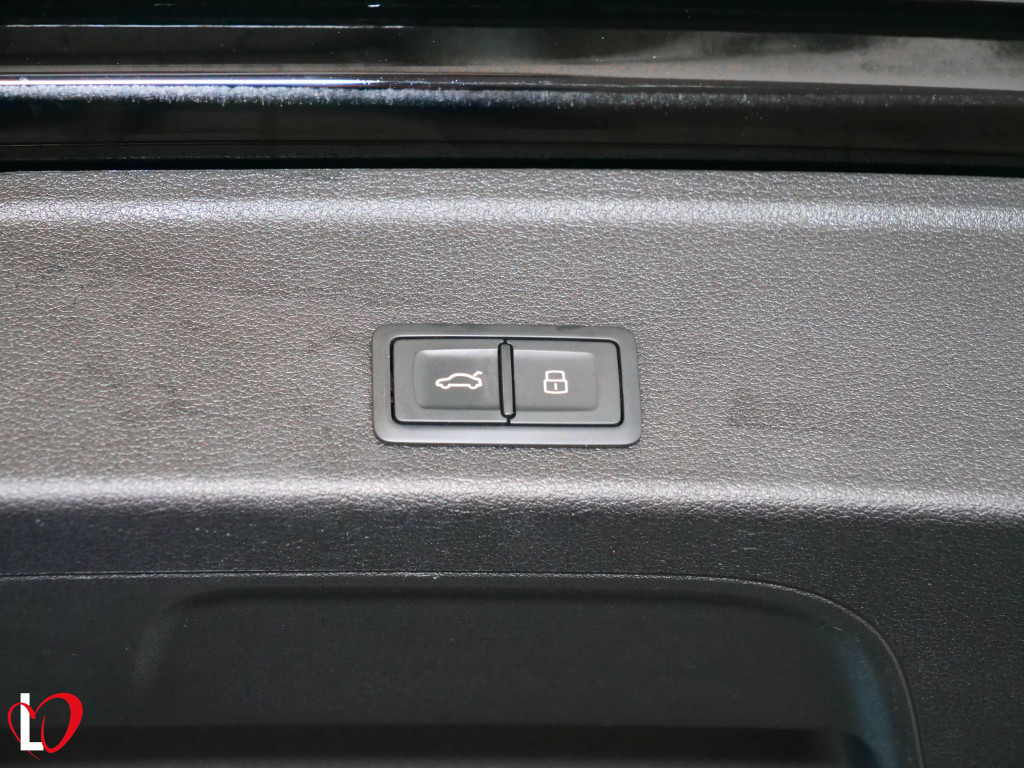 AUDI A4 AVANT 2.0 TDI S TRONIC SPORT 150 de segunda mano