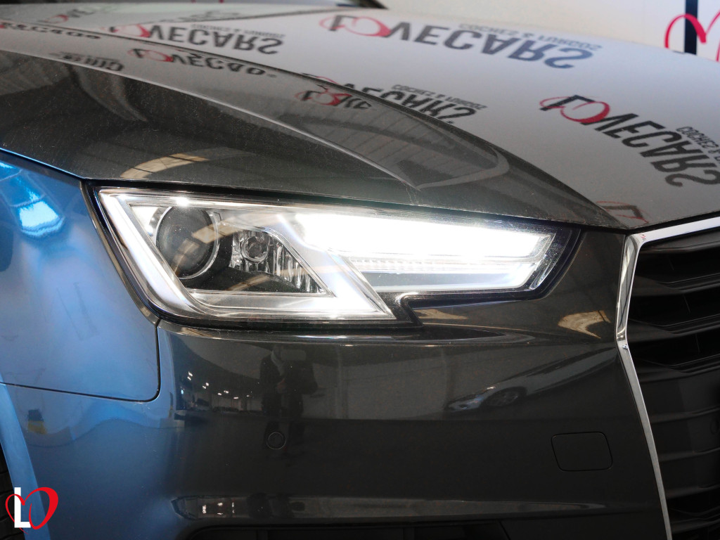 AUDI A4 AVANT 2.0 TDI S TRONIC SPORT TECHO 150 de segunda mano