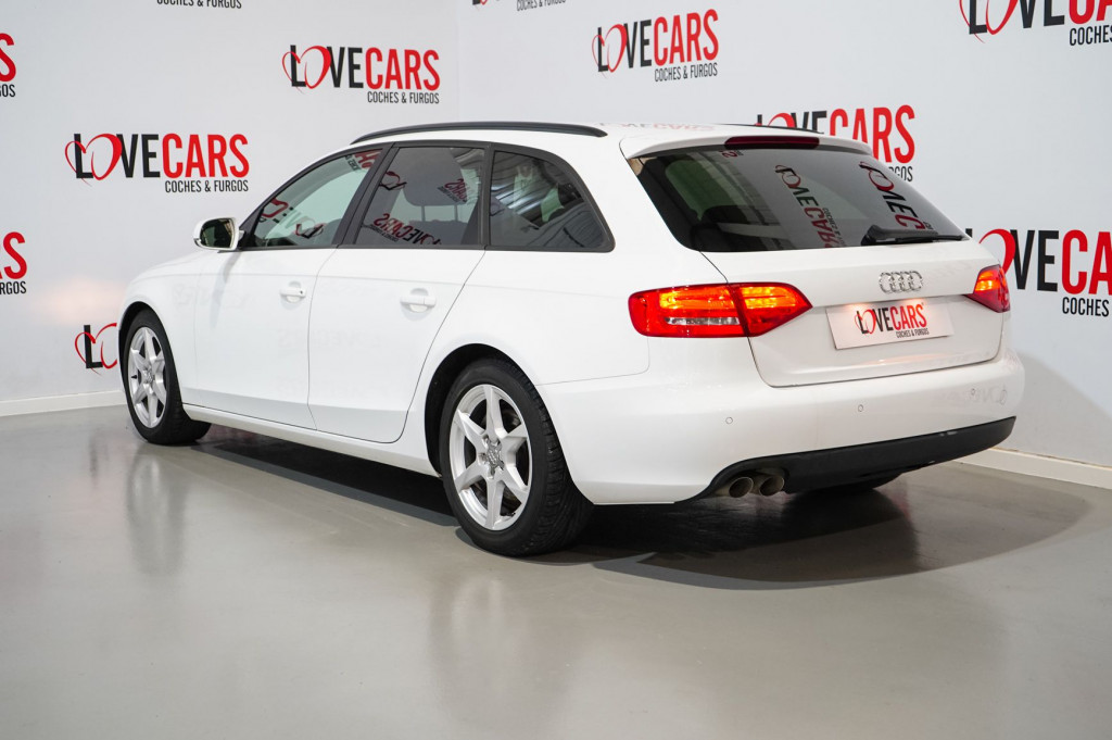 AUDI A4 AVANT 2.0 TDI STYLE 143 de segunda mano
