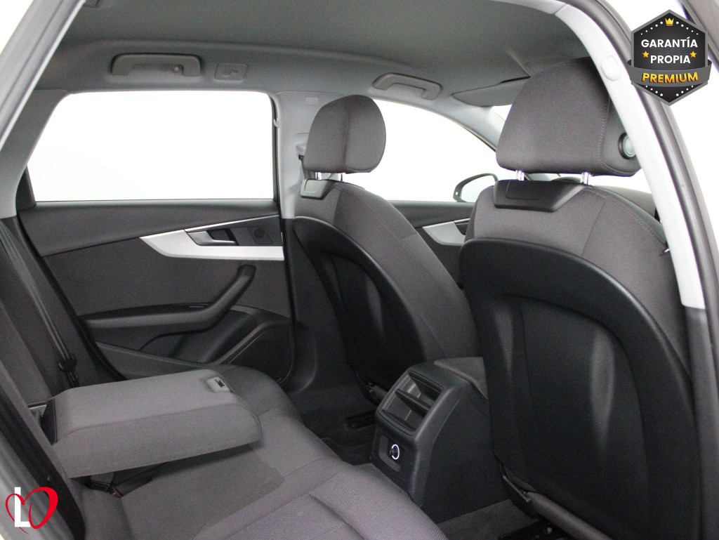 AUDI A4 AVANT 30 TDI S TRONIC ADVANCED 136 de segunda mano
