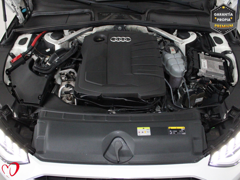 AUDI A4 AVANT 30 TDI S TRONIC ADVANCED 136 de segunda mano