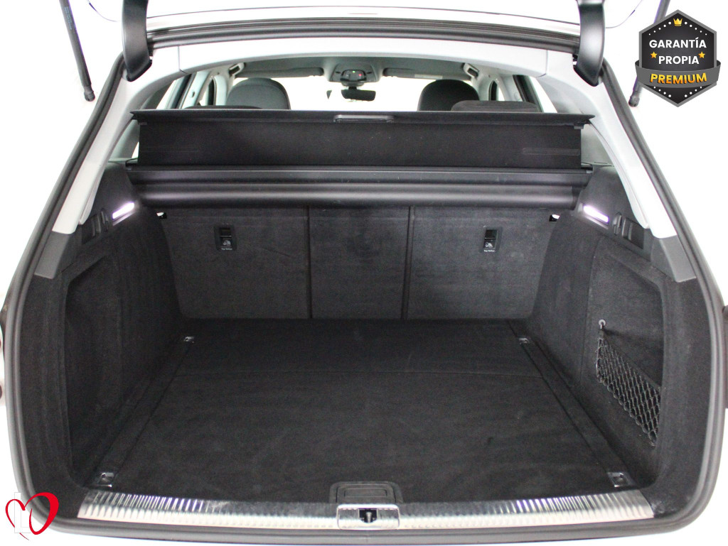 AUDI A4 AVANT 30 TDI S TRONIC ADVANCED 136 de segunda mano