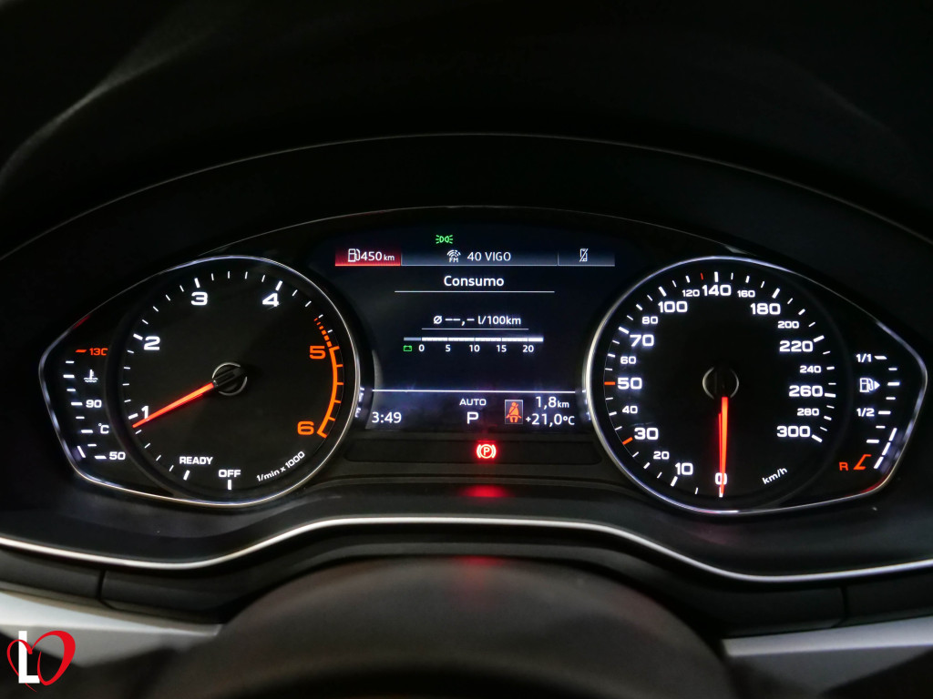 AUDI A4 AVANT 30 TDI S TRONIC ADVANCED 136 de segunda mano