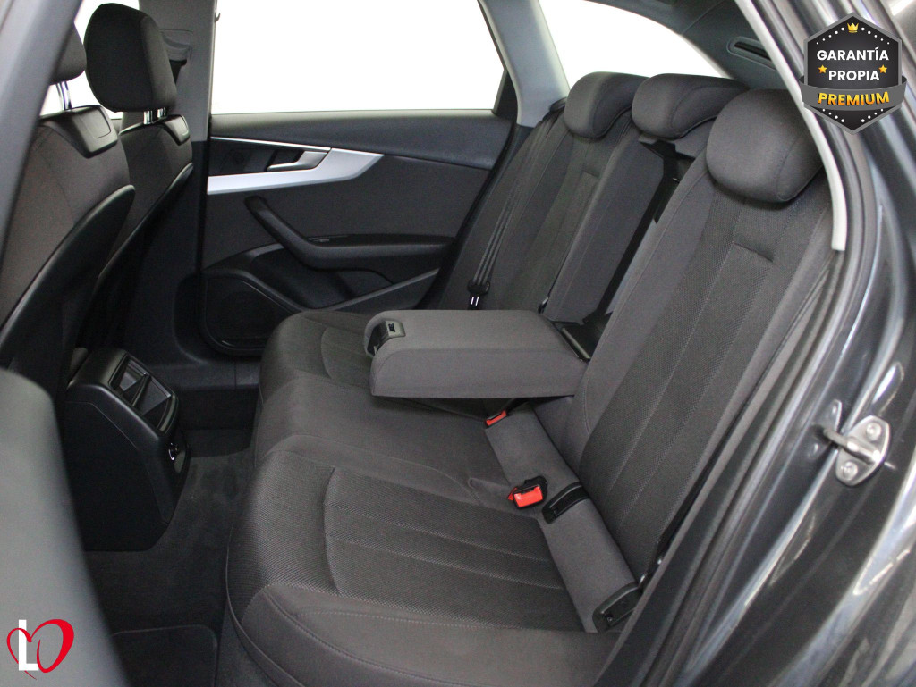 AUDI A4 AVANT 35 TDI S TRONIC ADVANCED 163 de segunda mano