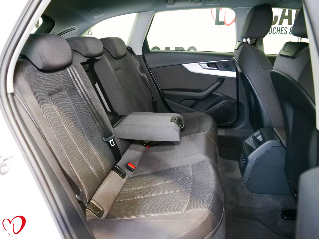 AUDI A4 AVANT 35 TDI S TRONIC ADVANCED 163 de segunda mano
