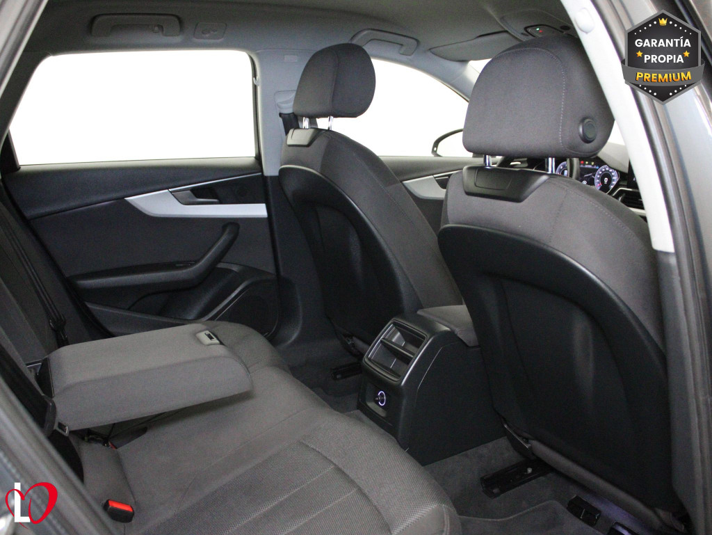 AUDI A4 AVANT 35 TDI S TRONIC ADVANCED 163 de segunda mano