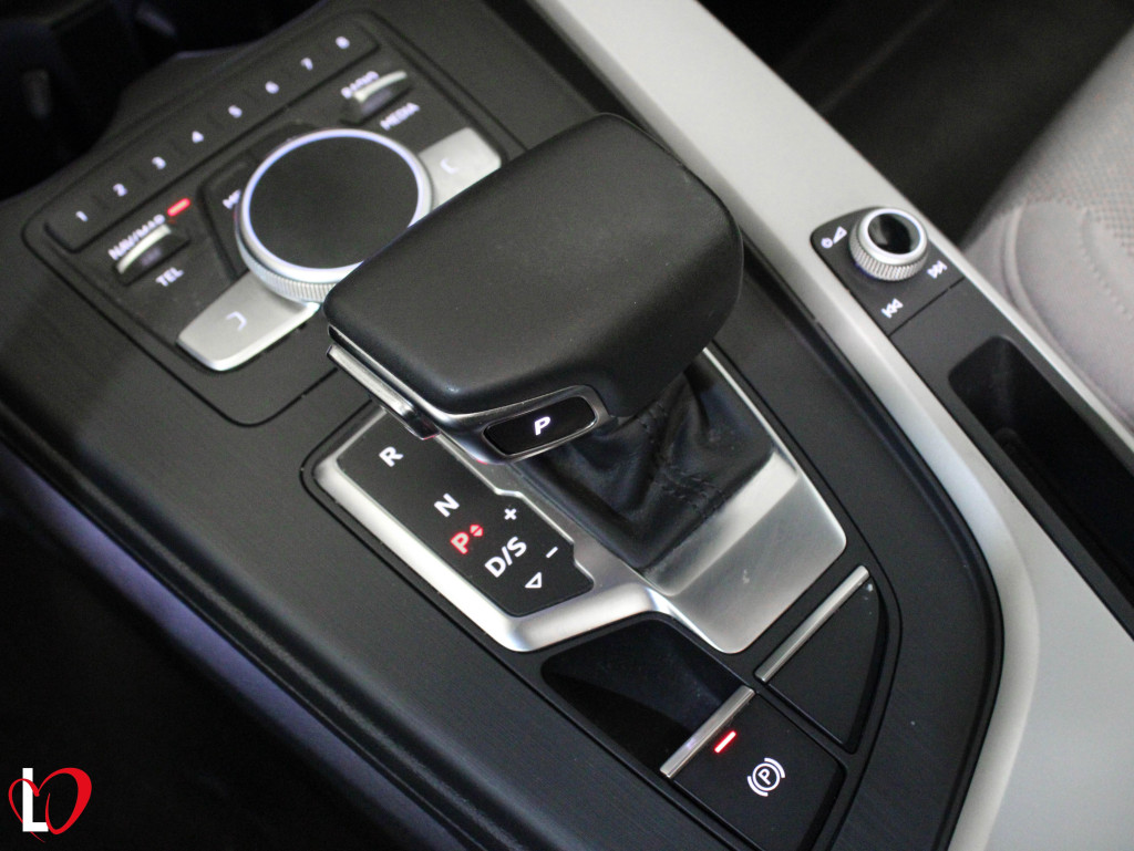 AUDI A4 AVANT 35 TDI S TRONIC ADVANCED TECHO 150 de segunda mano