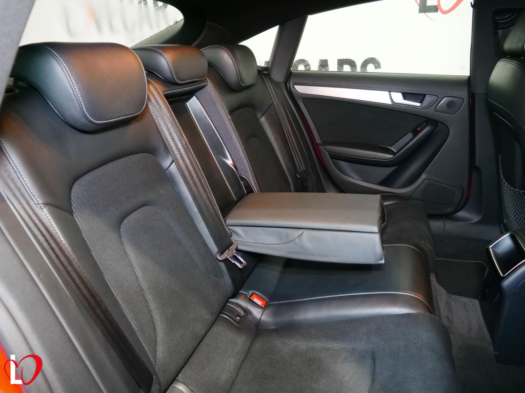 AUDI A5 2.0 TDI SPORTABCK S LINE 150CV de segunda mano