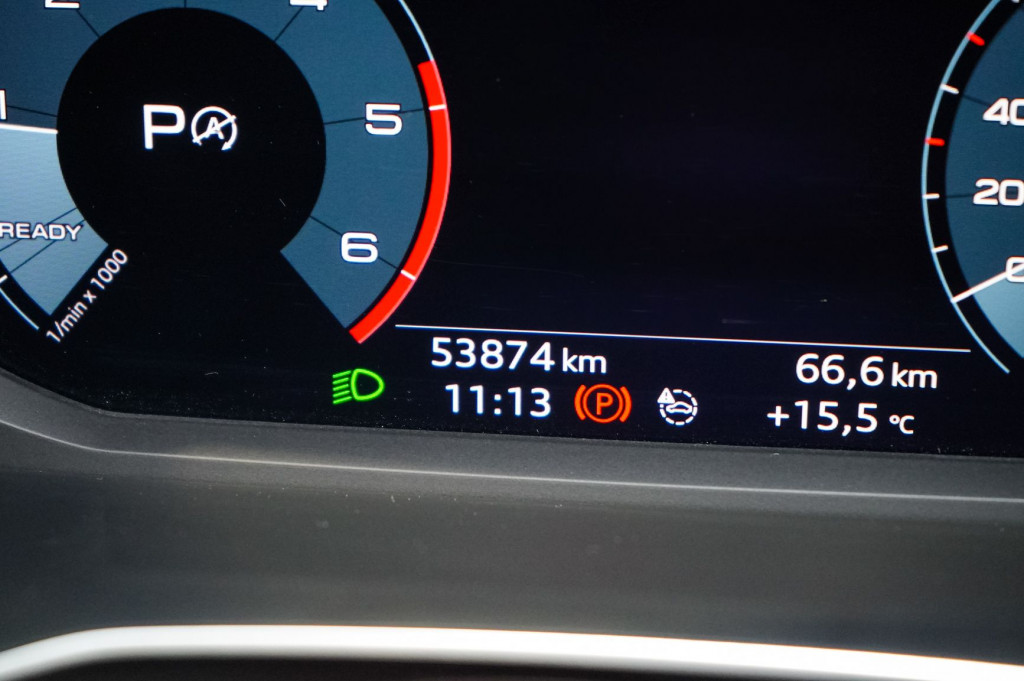 AUDI NUEVO Q3 35 TDI S TRONIC 150 de segunda mano