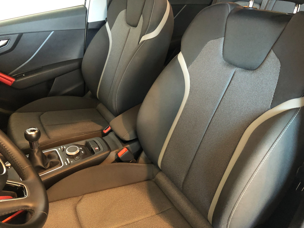 AUDI Q2 1.6 TDI SPORT 116 de segunda mano