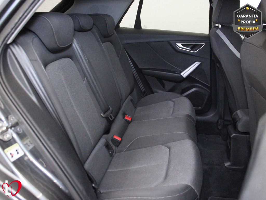 AUDI Q2 30 TDI S LINE 6 VEL 116 de segunda mano