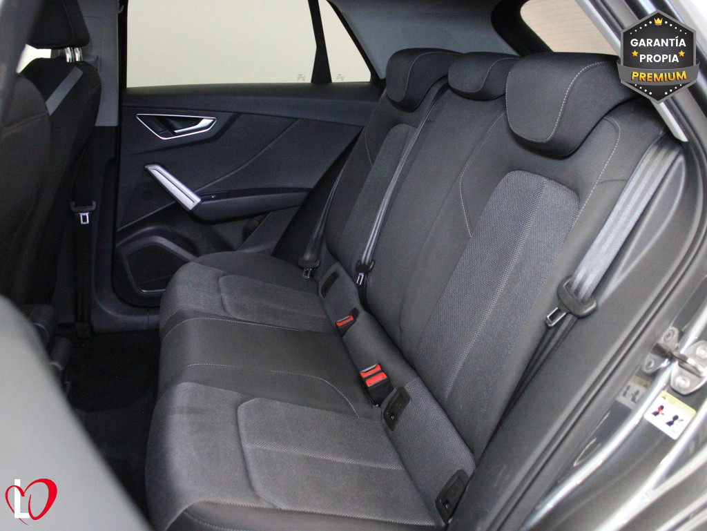 AUDI Q2 30 TDI S LINE 6 VEL 116 de segunda mano