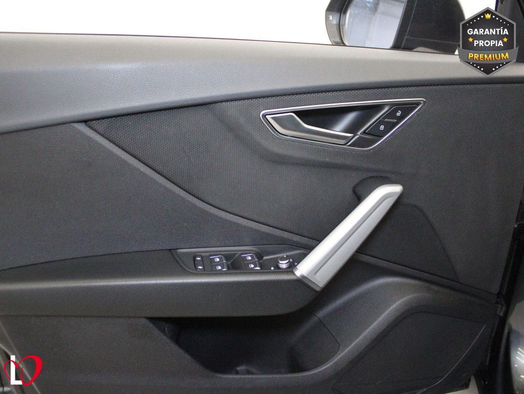 AUDI Q2 30 TDI S LINE 6 VEL 116 de segunda mano