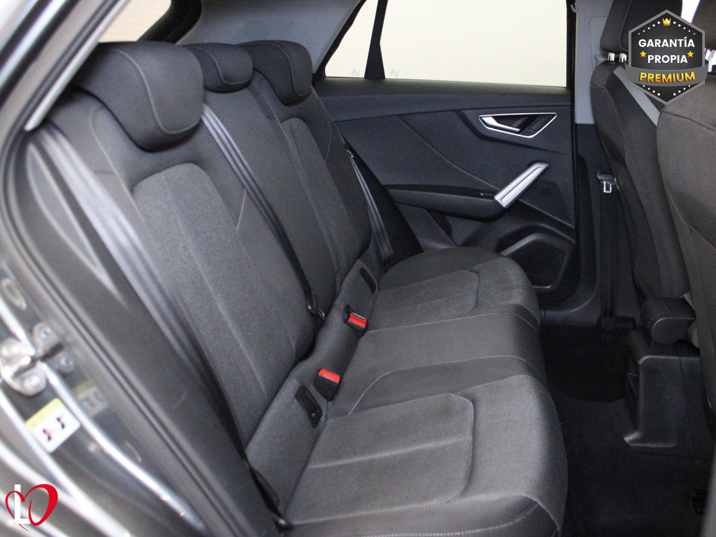 AUDI Q2 30 TDI S LINE 6 VEL 116 de segunda mano