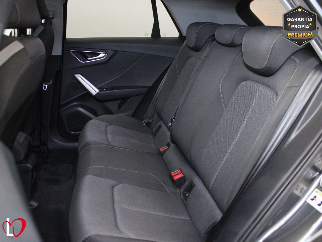 AUDI Q2 30 TDI S LINE 6 VEL 116 de segunda mano