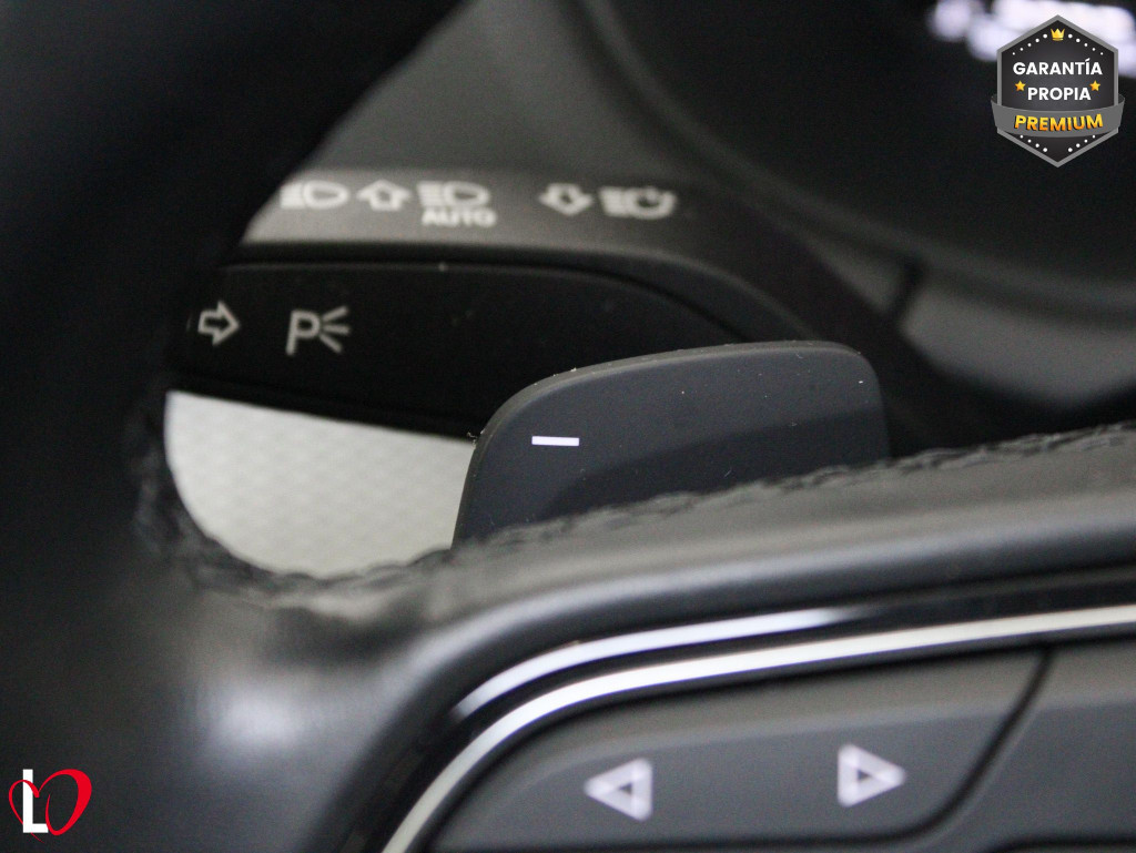 AUDI Q2 35 TFSI S TRONIC S LINE 150 de segunda mano