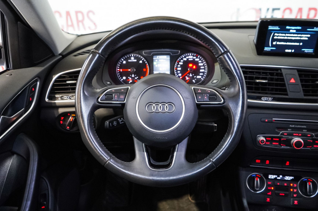 AUDI Q3 2.0 TDI BLACK LINE 120 de segunda mano