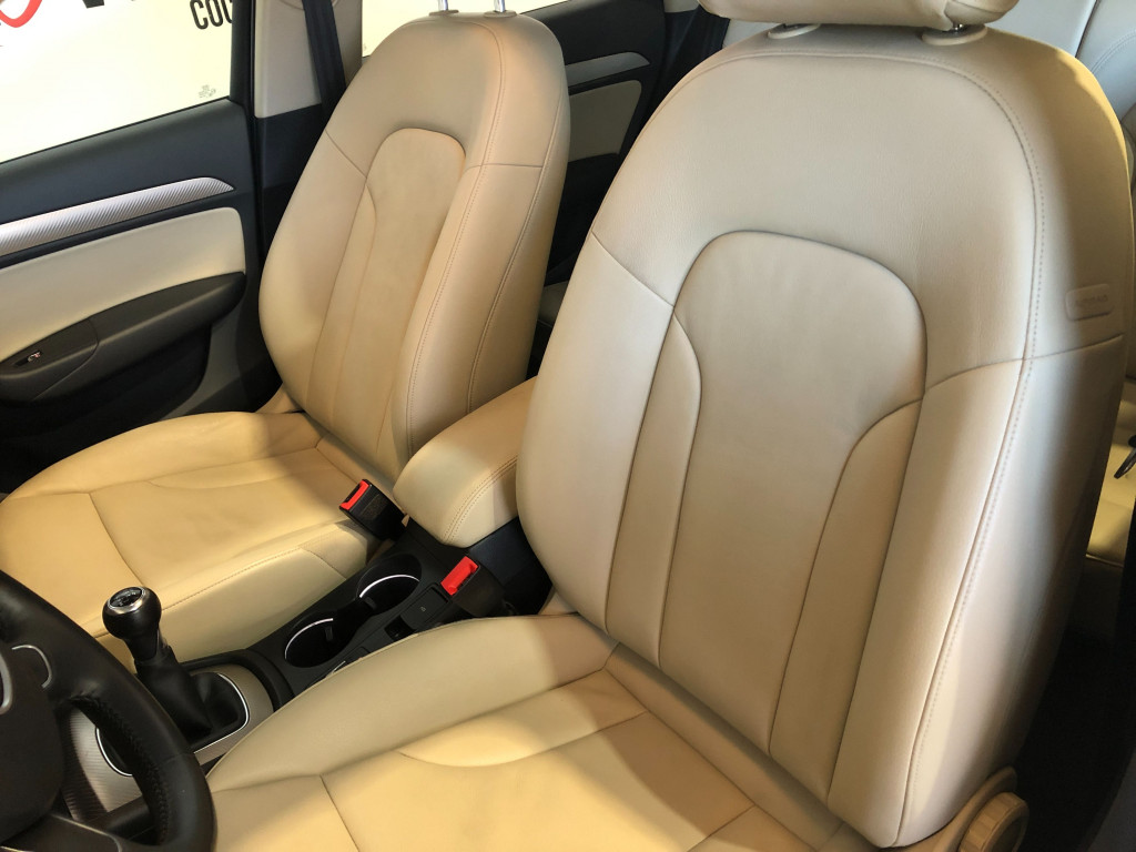 AUDI Q3 2.0 TDI DESING EDITION LLANTA 18" 150 de segunda mano