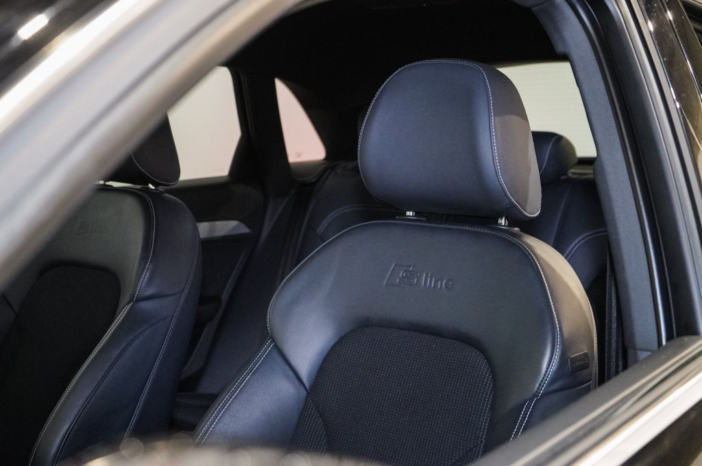 AUDI Q3 2.0 TDI QUATTRO S-LINE 150 de segunda mano