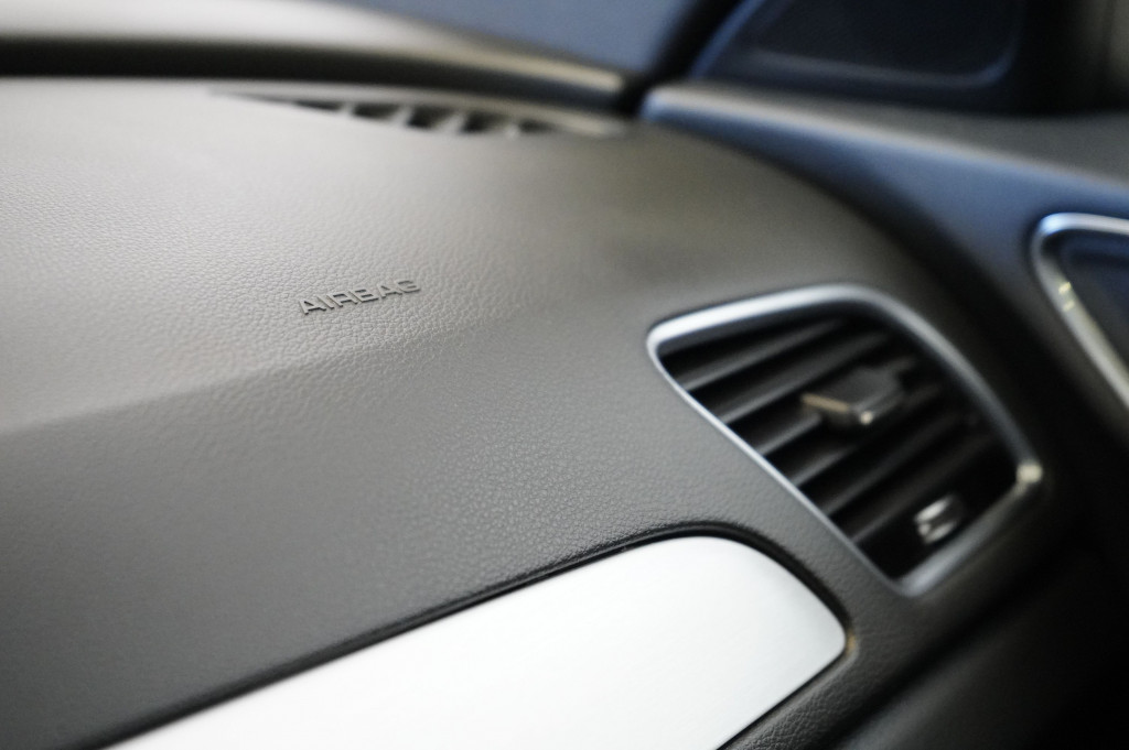 AUDI Q3 2.0 TDI S-LINE TECHO 120 de segunda mano
