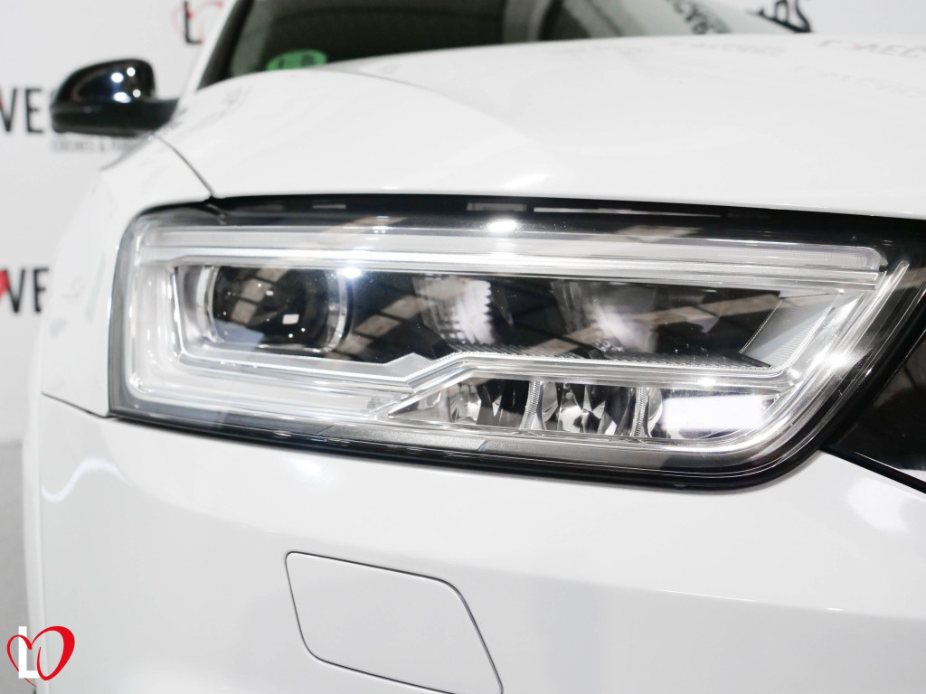 AUDI Q3 2.0 TDI S TRONIC BLACK LINE 150 de segunda mano