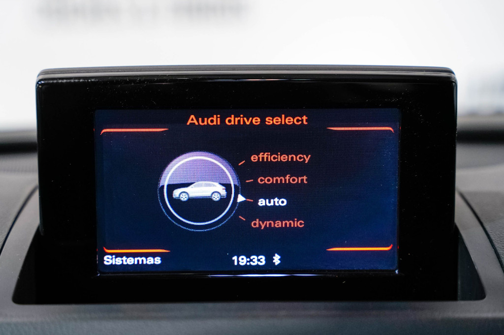 AUDI Q3 2.0 TDI S TRONIC SPORT 150 de segunda mano