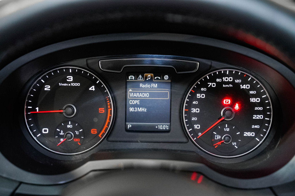 AUDI Q3 2.0 TDI S TRONIC SPORT 150 de segunda mano