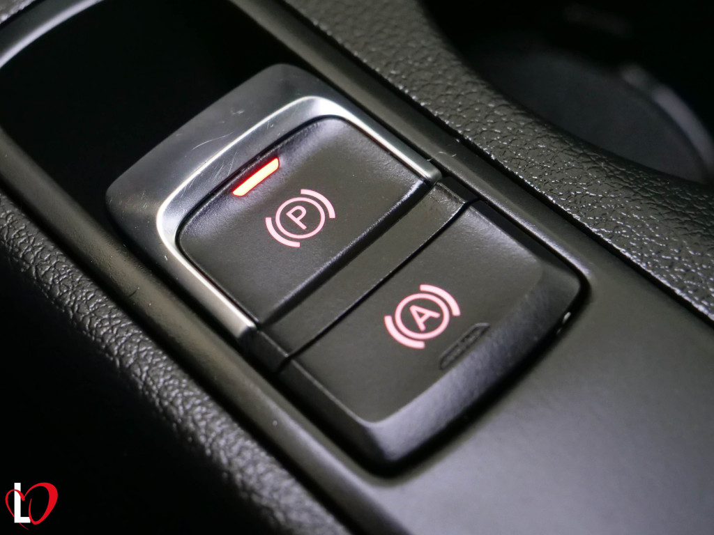 AUDI Q3 2.0 TDI S TRONIC SPORT EDITION 120 de segunda mano
