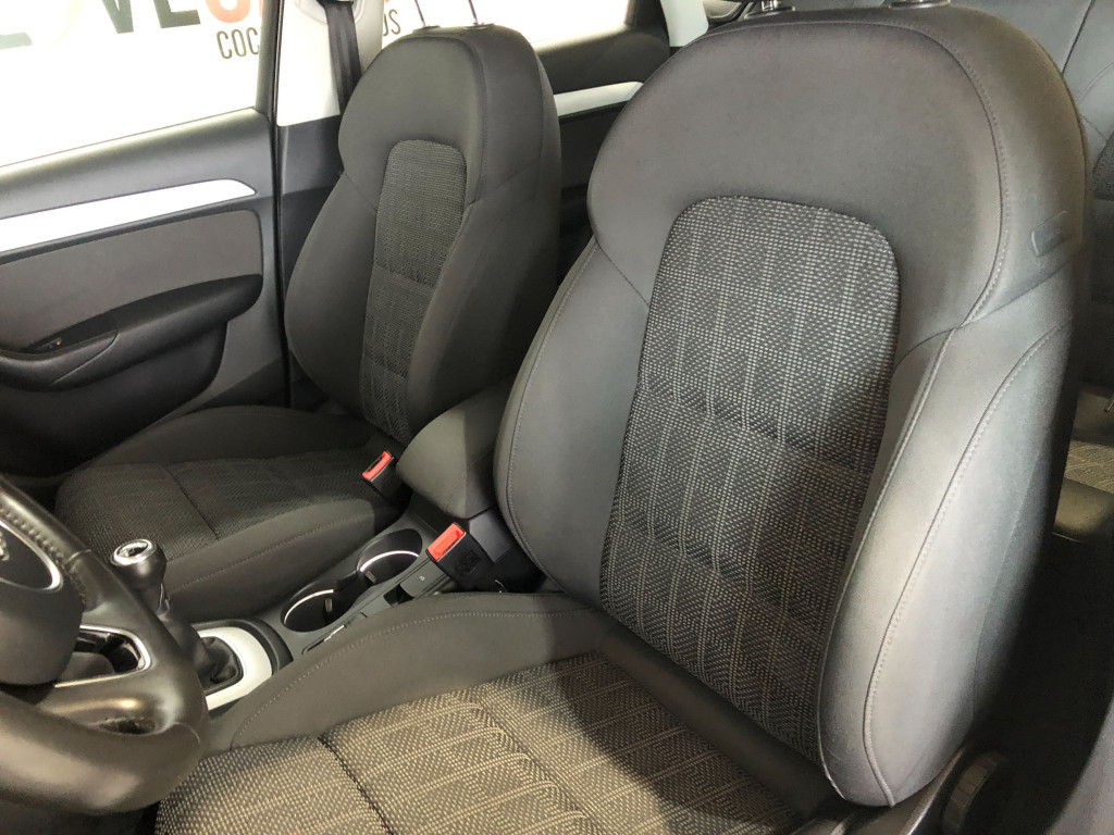 AUDI Q3 2.0 TDI SPORT EDITION LLANTA 18" 150 de segunda mano