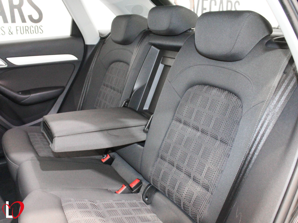 AUDI Q3 2.0 TDI SPORT TECHO 150 de segunda mano