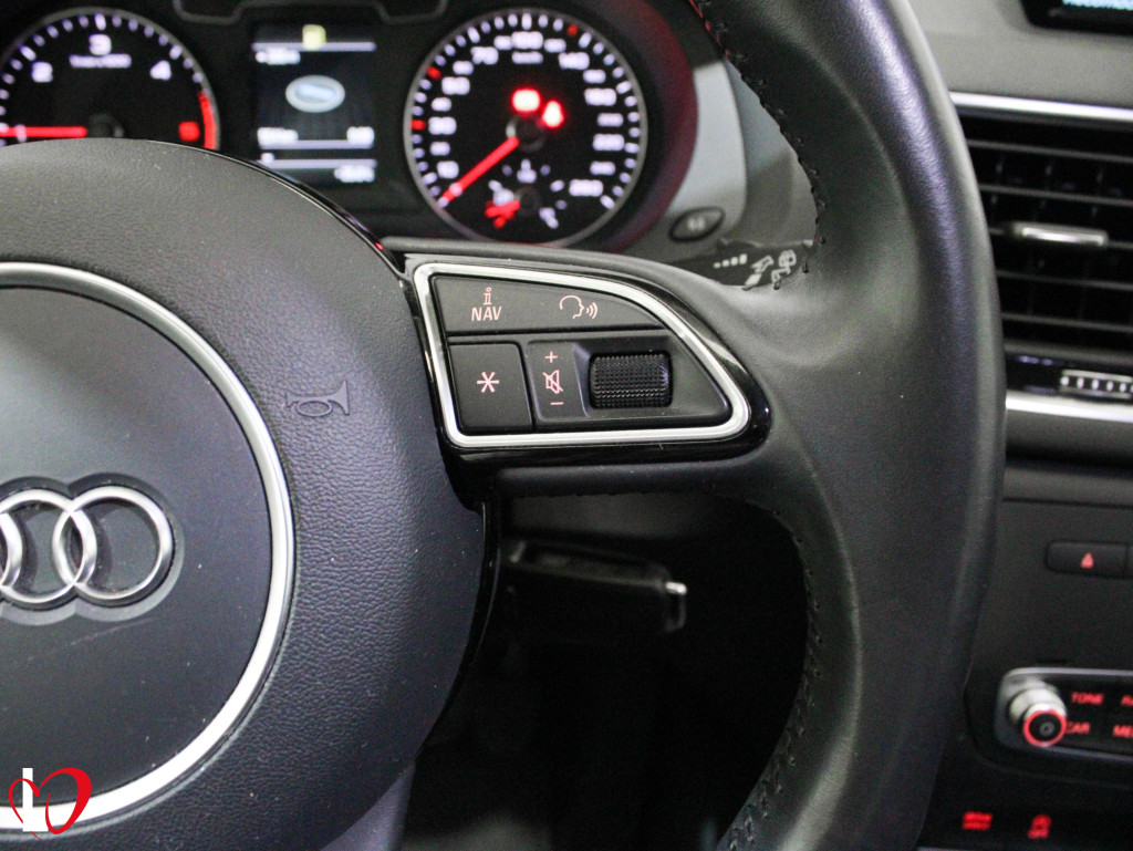 AUDI Q3 2.0 TDI SPORT TECHO 150 de segunda mano