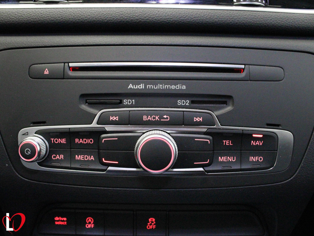 AUDI Q3 2.0 TDI SPORT TECHO 150 de segunda mano