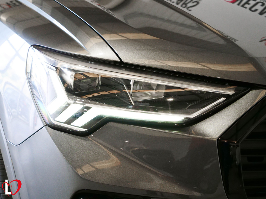 AUDI Q3 35 TDI S TRONIC BLACK LINE 150 de segunda mano