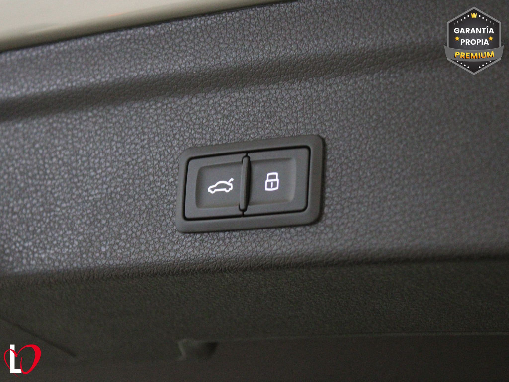 AUDI Q3 SPORTBACK 35 TDI S TRONIC BLACK LINE 150 TECHO de segunda mano