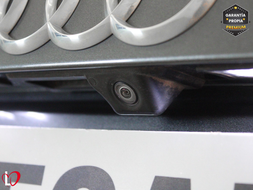 AUDI Q3 SPORTBACK 40 TDI S TRONIC BLACK LINE QUATTRO 200 de segunda mano