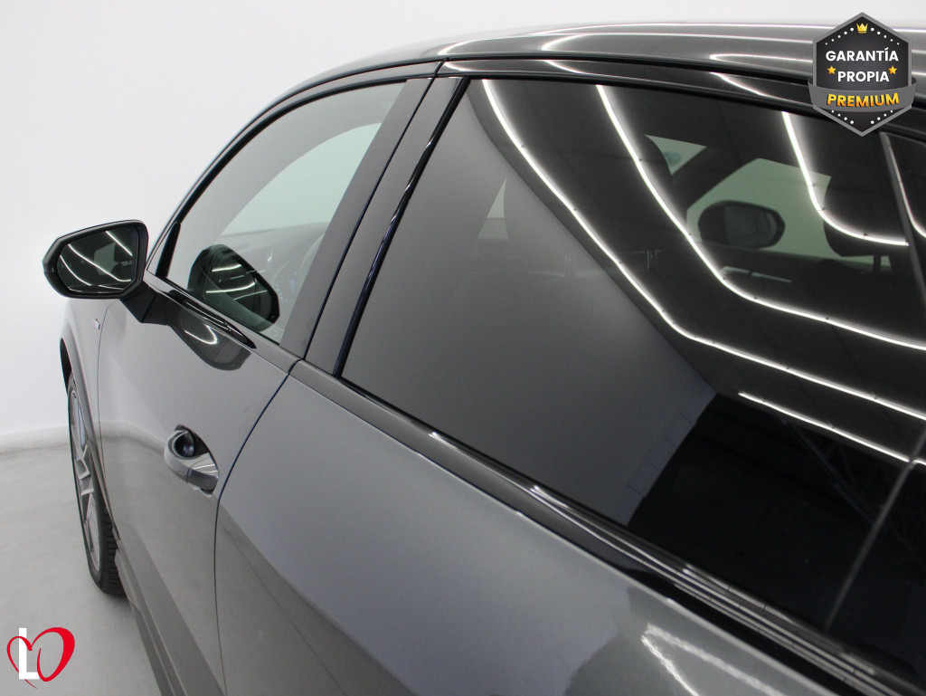 AUDI Q3 SPORTBACK 40 TDI S TRONIC BLACK LINE QUATTRO 200 de segunda mano