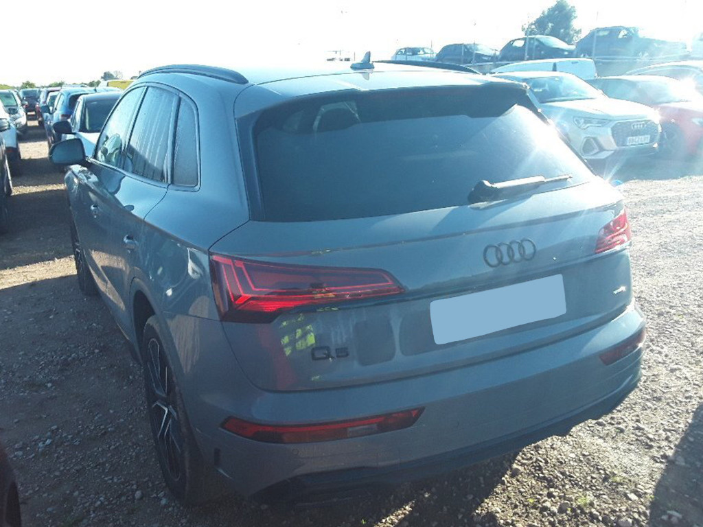 AUDI Q5 40 TDI S TRONIC BLACK LINE QUATTRO 204 de segunda mano
