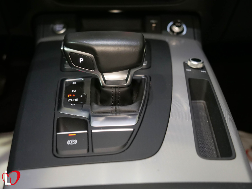AUDI Q5 40 TDI S TRONIC S LINE QUATTRO TECHO 190 de segunda mano