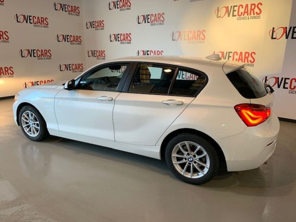 BMW 116 D AUTO BUSINESS de segunda mano