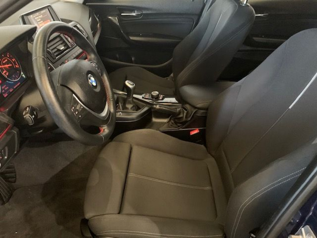 BMW 118 D SPORT de segunda mano