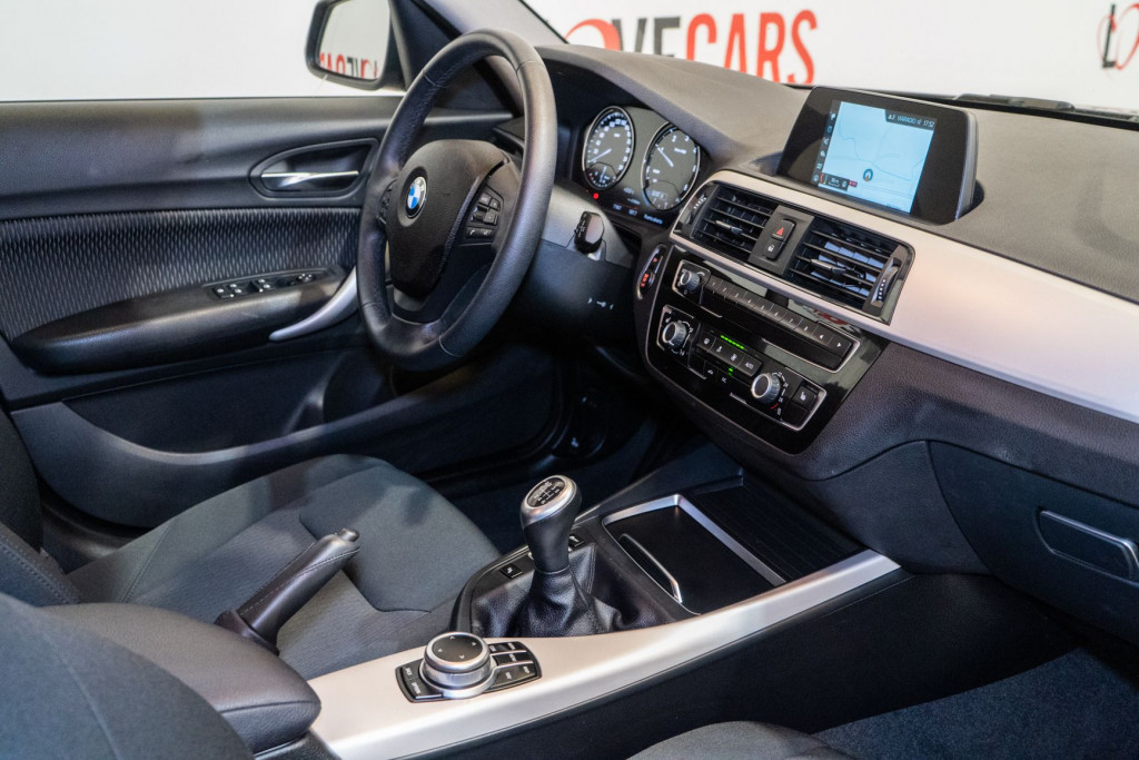 BMW SERIE 1 116 D ADVANTAGE 115 de segunda mano