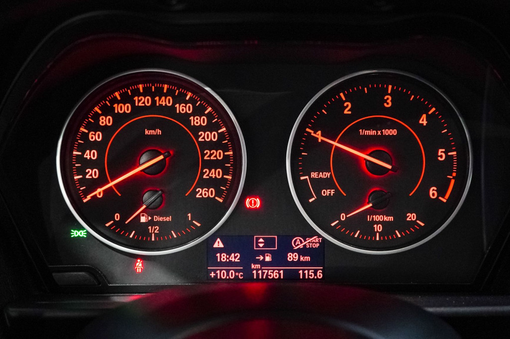 BMW SERIE 1 116 D PACK M  115 de segunda mano