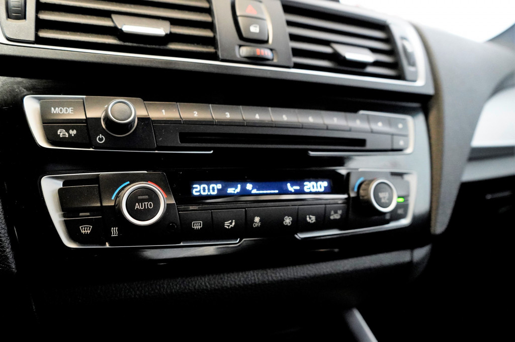 BMW SERIE 2 218 D COUPE 150 de segunda mano