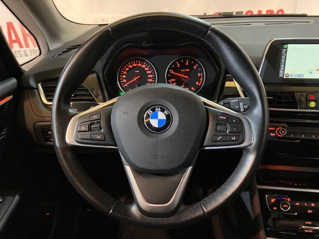 BMW SERIE 2 220D ACTIVE TOURER SPORT 190CV de segunda mano