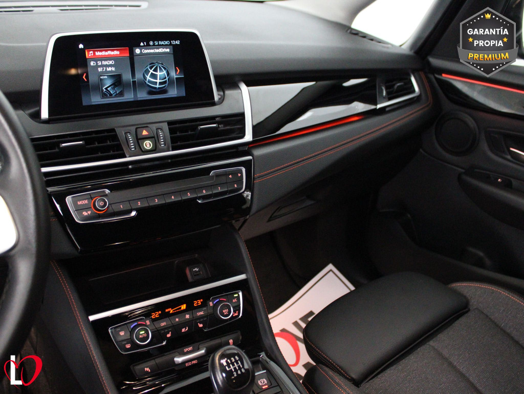 BMW SERIE 2 ACTIVE TOURER 218 D SPORT LINE 150 de segunda mano