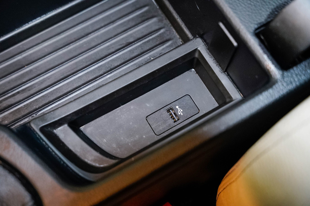 BMW SERIE 3 318 D TOURING TECHO 150 de segunda mano