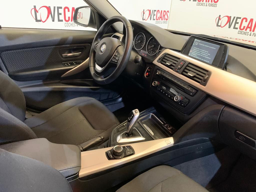 BMW SERIE 3 320D AUTOM. 183 de segunda mano